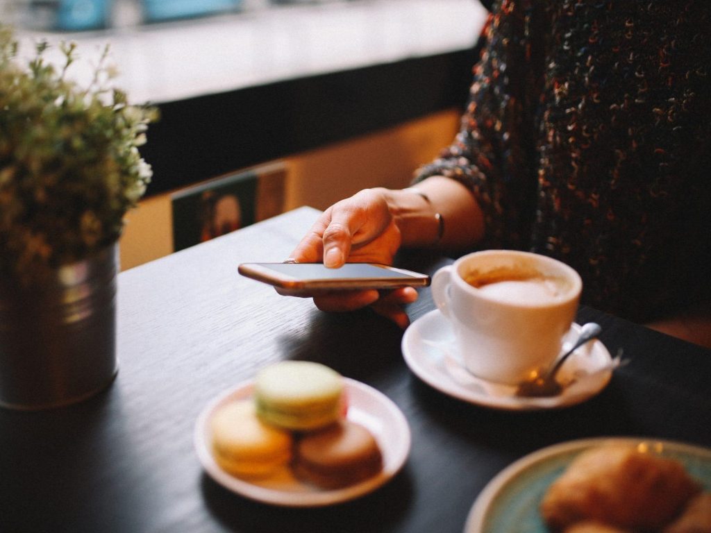 how-to-save-instagram-videos-and-download-them-to-your-iphone-or-android
