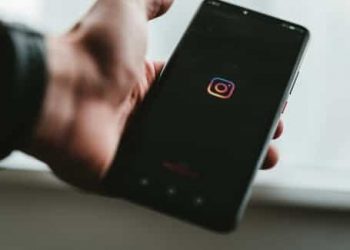 instagram-really-doesn't-want-you-to-reshare-posts-to-stories