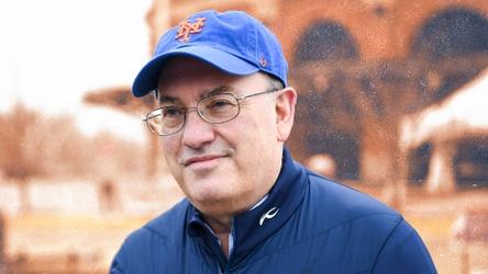 mets-owner-steve-cohen-takes-to-twitter-asking:-'what-do-you-think-lindor-will-accept?'
