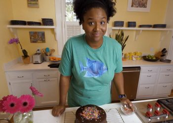 “learn-this-with-miss-fish”:-louisville-entrepreneur-and-mom-hosts-new-youtube-educational-…