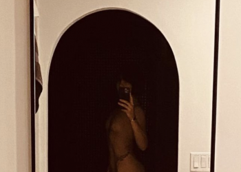 jessie-j-shared-a-naked-instagram-selfie-to-celebrate-her-33rd-birthday
