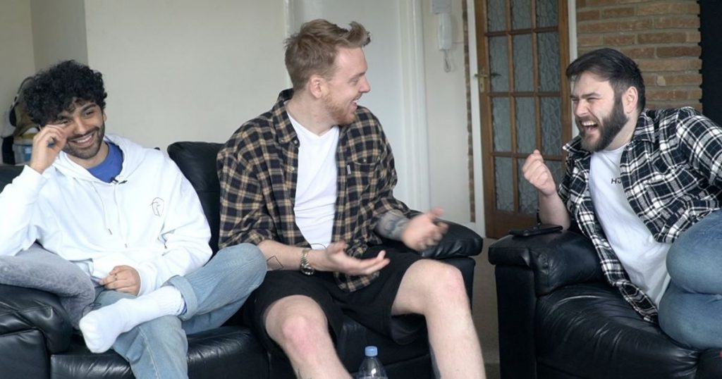 a-new-version-of-gogglebox-comes-out-next-week-–-featuring-youtube-stars