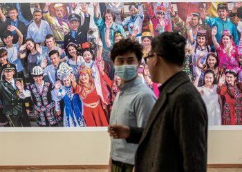 xinjiang-the-musical-sings-to-beijing's-tune-of-ethnic-unity