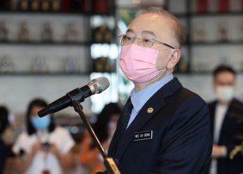 cabotage-policy-did-not-cause-facebook-to-skip-malaysia-in-undersea-cable-plans,-says-dr-wee