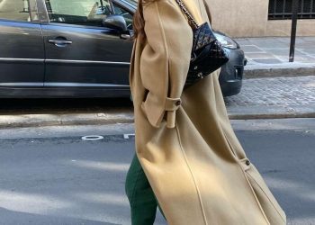 what-defines-french-style-according-to-this-parisian-street-style-instagram-founder