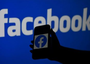 influenced-by-clubhouse,-facebook-experiments-with-audio