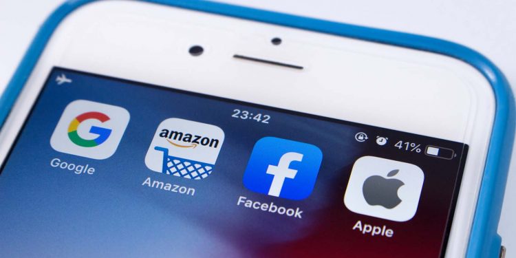 aapl,-snap,-okta,-box:-why-these-4-tech-stocks-are-on-the-move-today