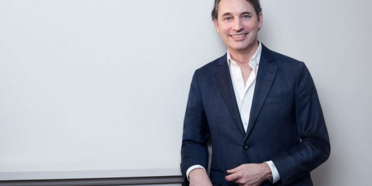 networks-of-influence:-how-floww-is-changing-the-startup-game