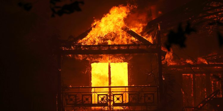 4-girls-ages-12-to-14-accused-of-setting-house-fire;-group-posted-snapchat-video-of-starting-blaze