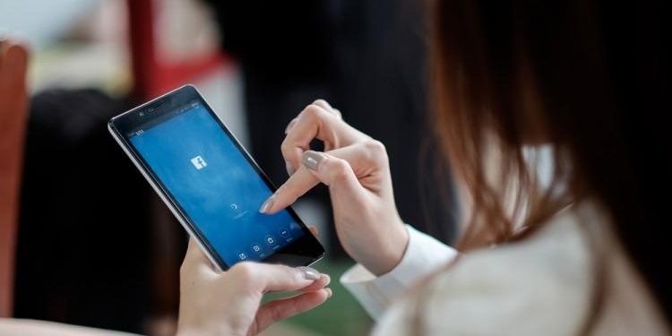 oakmark-funds-purchased-facebook-(fb),-here's-why-it-became-bullish-in-the-company