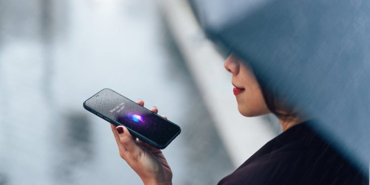 using-virtual-assistants-to-scale-your-social-media