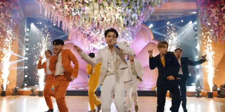 bts's-'dynamite'-breaks-a-tie-to-become-the-third-most-liked-youtube-video-of-all-time