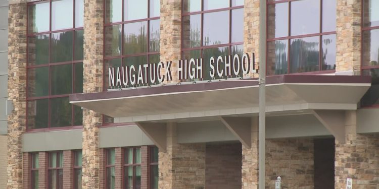 naugatuck-pd-chief-will-not-be-terminated,-further-disciplined-after-daughter's-racist-snapchat-…