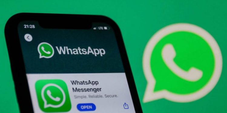 how-to-download-whatsapp-stickers-that-are-not-available-in-your-country