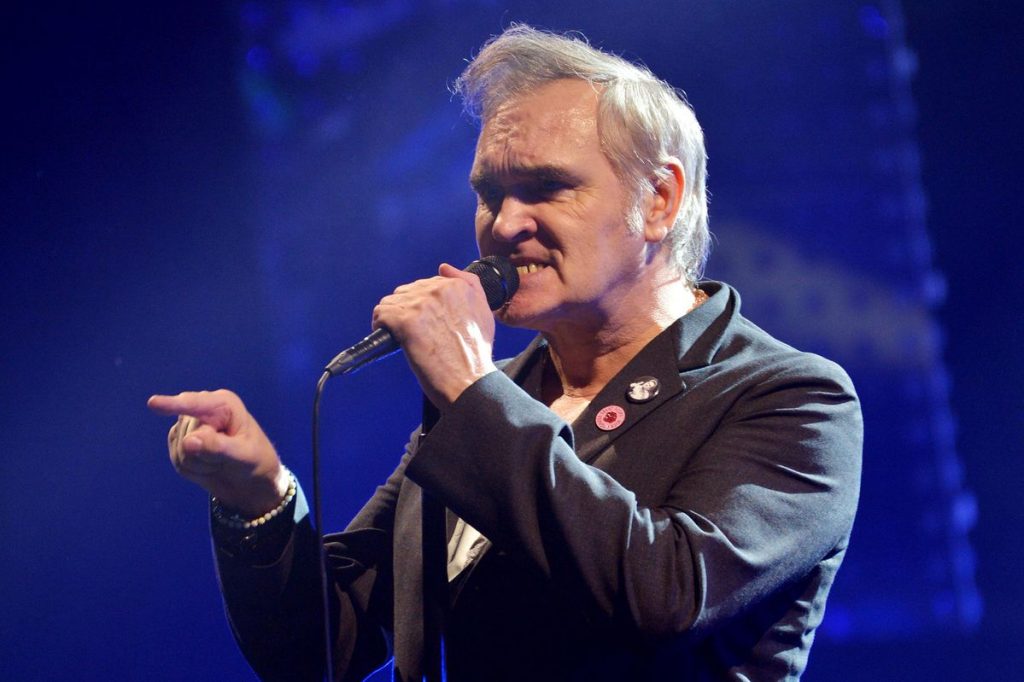 morrissey-takes-offense-to-'the-simpsons'-satire,-lashes-out-on-facebook