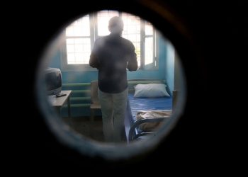 french-inmate-producing-instagram-cookery-clips-from-prison-cell