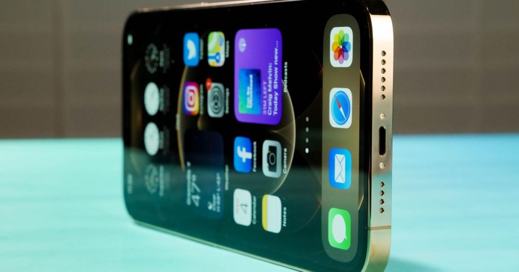 apple-ios-14.5-launches-next-week,-takes-on-facebook-and-google-tracking