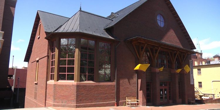 staunton's-american-shakespeare-center-is-asking-for-help