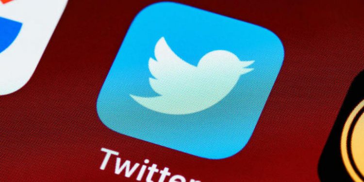twitter-accidentally-spams-users-asking-them-to-confirm-accounts