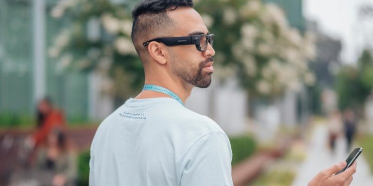 facebook-execs-on-ar-future,-amazon-ar-beauty-salons,-samsung-ar-launch,-&-the-best-…