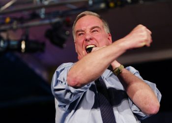 “neo-fascist”-republican-party-resembles-a-“sentient-youtube-comment-section,”-howard-dean-says