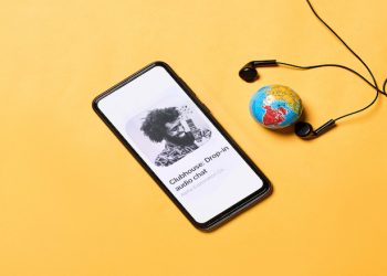 young-kurds-embrace-clubhouse-as-a-platform-for-open-discussion