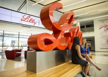 eli-lilly-sales-fall-short-thanks-to-antibody-woes,-but-its-non-covid-meds-are-fine