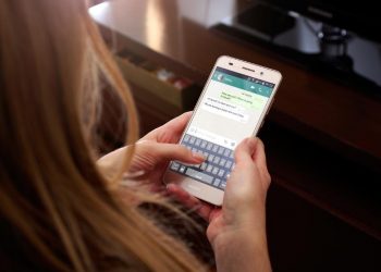 facebook-lifts-the-lid-on-how-it's-making-money-from-whatsapp