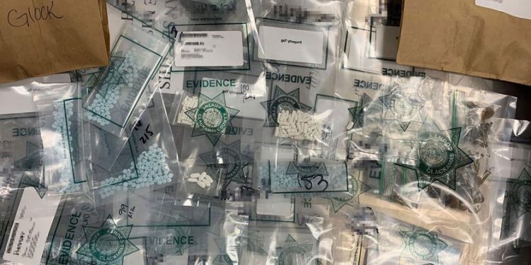 sheriff:-portland-teen-arrested-for-selling-cocaine,-fentanyl-laced-pills-through-snapchat
