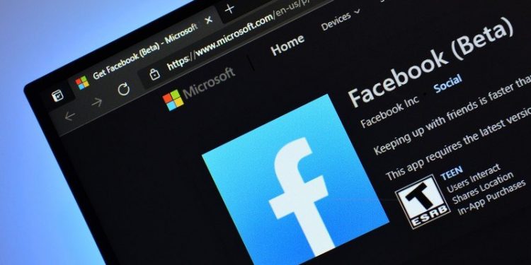 facebook-is-having-a-spike-in-outage-reports,-indicating-it's-down-for-some