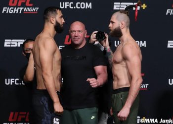 twitter-reacts-to-jiri-prochazka's-vicious-elbow-ko-of-dominick-reyes-at-ufc-on-espn-23