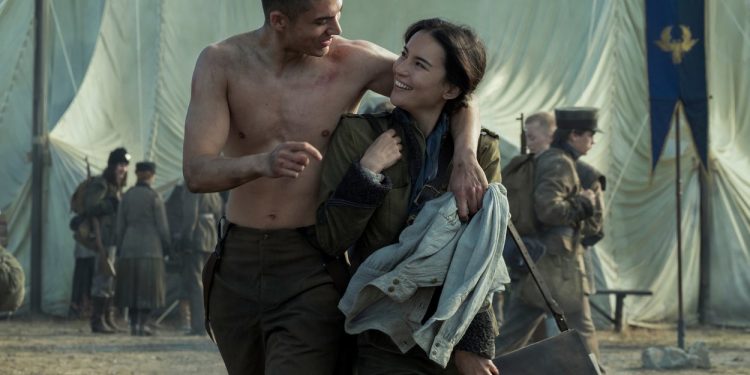 do-you-ship-mal-and-alina-on-shadow-and-bone?-here's-what-the-internet-thinks-of-them