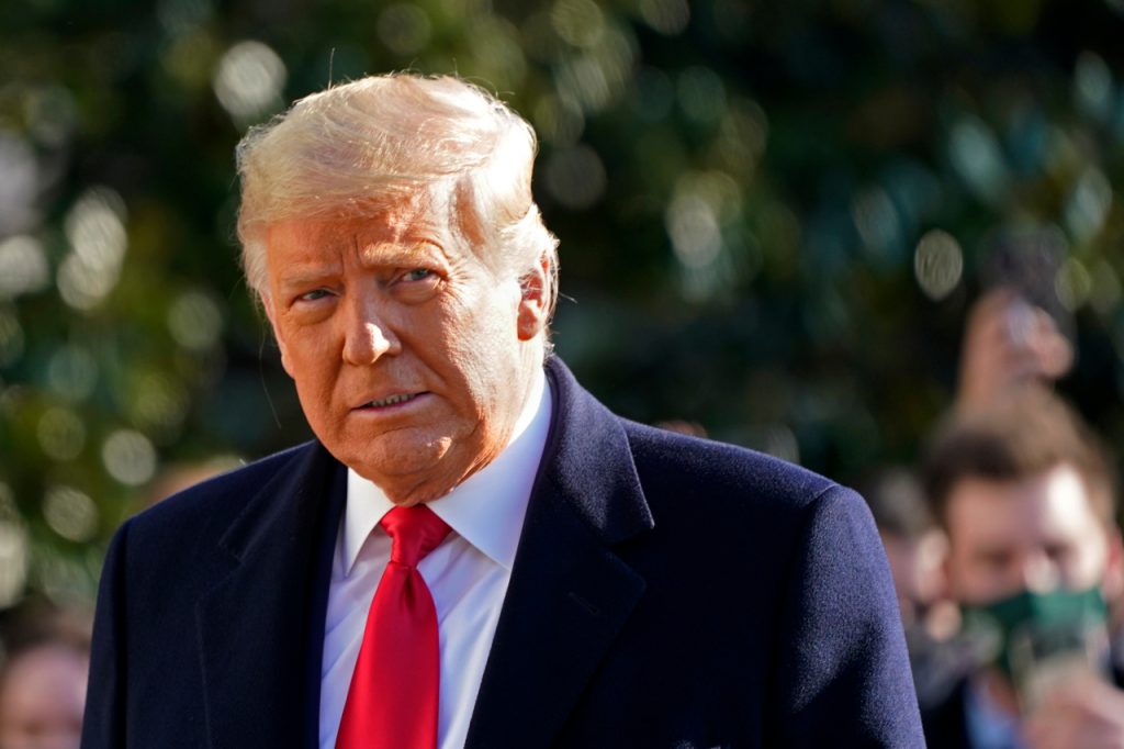 trump-debuts-new-'communications-platform'-after-social-media-bans