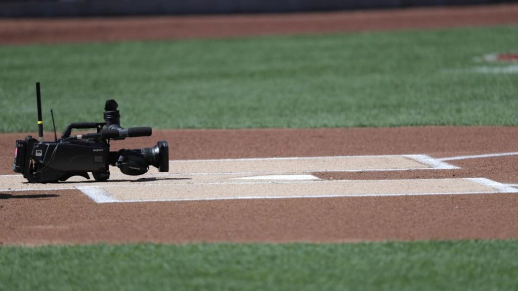media-views:-a-cardinals-game-next-week-will-be-shown-only-on-youtube