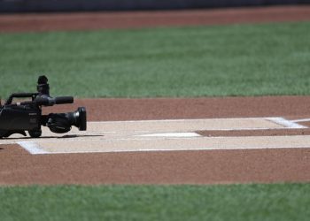 media-views:-a-cardinals-game-next-week-will-be-shown-only-on-youtube