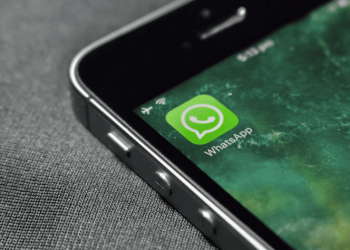 whatsapp-glitch-locks-any-account-in-a-few-minutes!