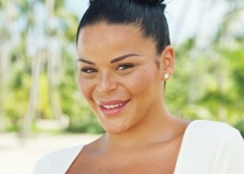 ahmed-separated-from-sarah-fraisou,-he-gives-her-back-the-scooter-she-gave-him-and-she-reacts