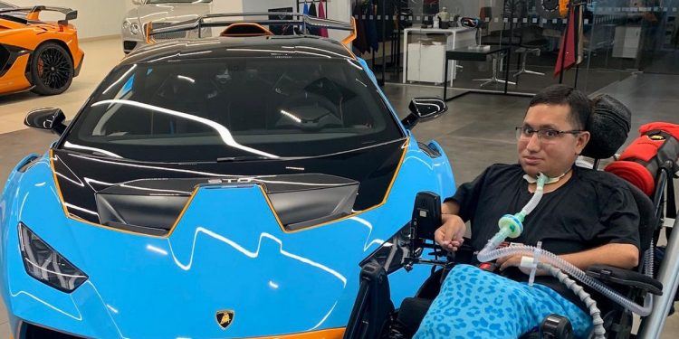 supercar-convoy-for-sports-car-enthusiast-with-severe-muscle-wasting-disease-who-started-'dream-…