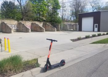 instagram-page-highlights-the-funny-side-of-misparked-scooters-in-grand-rapids