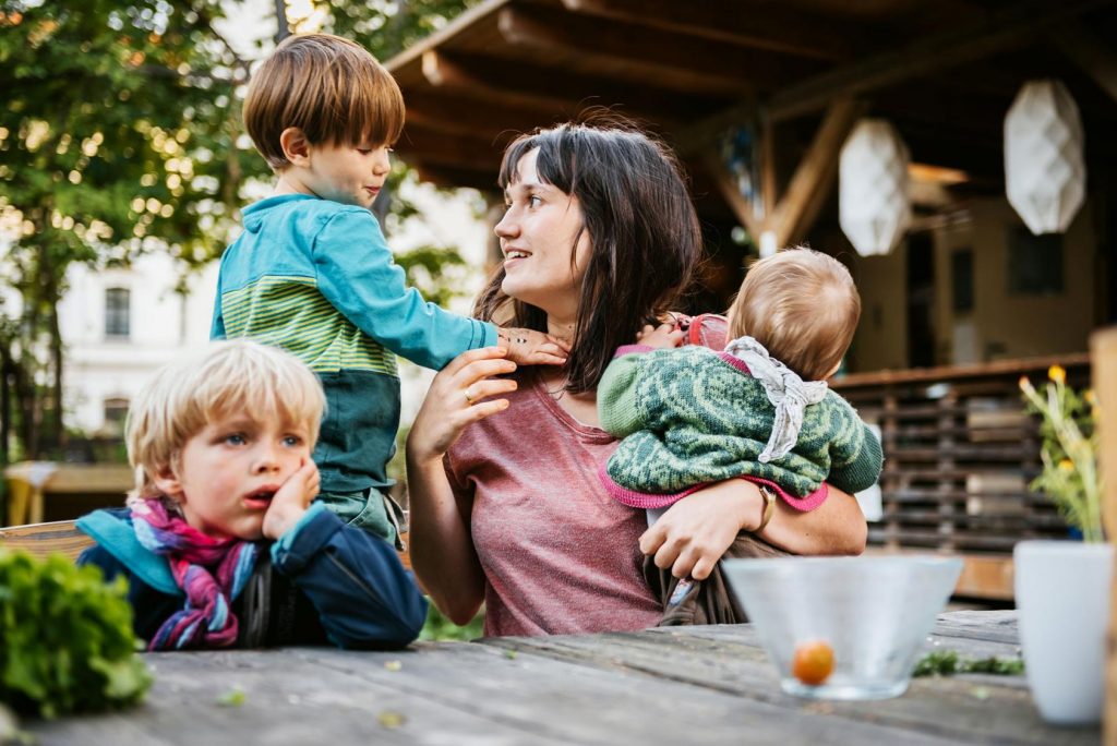 moms-get-overdue-recognition-from-uncle-sam-and-linkedin