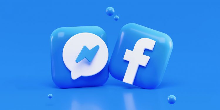 facebook-begins-live-audio-rooms,-its-clubhouse-rival