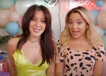 niki-&-gabi's-'twinning-out'-snapchat-trailer-teases-big-changes