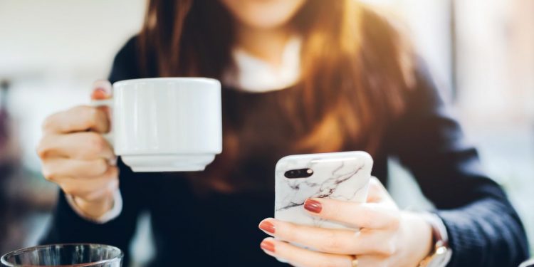 tiktok,-instagram-or-clubhouse:-which-is-most-worth-your-time?