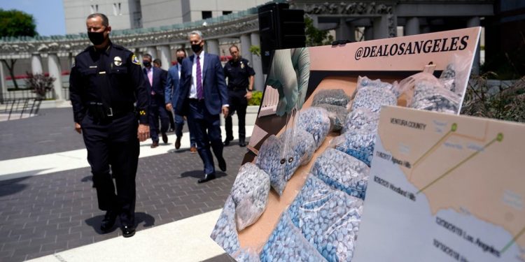 prosecutors-in-la-announce-sweep-in-fentanyl-overdose-deaths