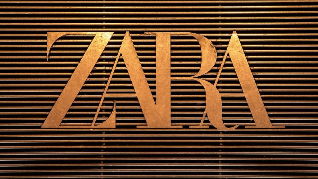 facebook-helps-zara-sell-clothes-using-video-games