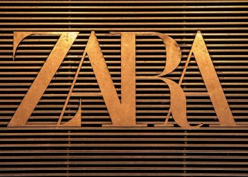 facebook-helps-zara-sell-clothes-using-video-games