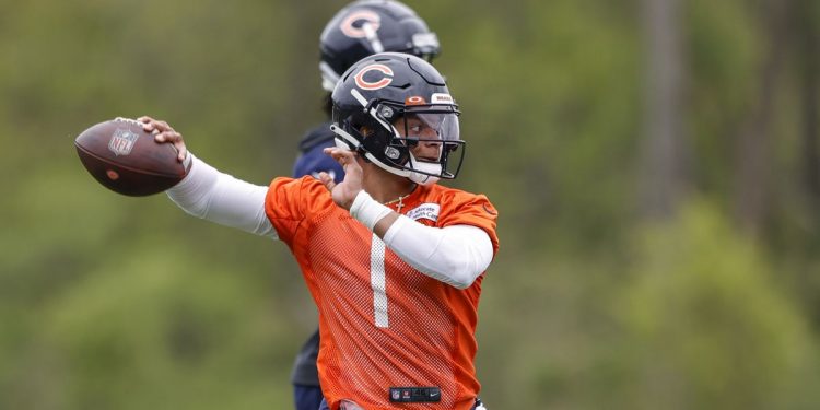 join-rule-of-3-on-locker-room-this-morning!