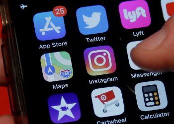 parents-decry-instagram-for-kids-plan-from-facebook