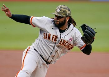 watch-thursday's-youtube-giants-reds-game-here