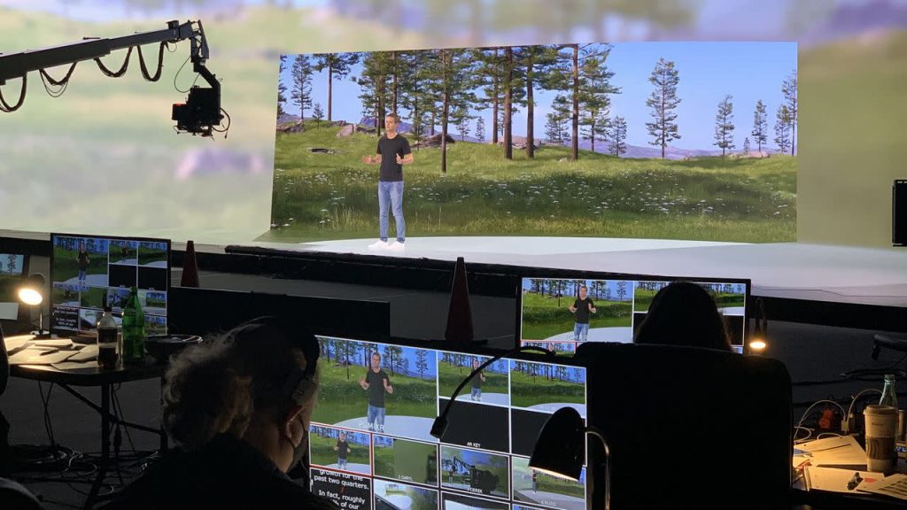 snapchat's-partner-summit-this-year-was-done-entirely-in-augmented-reality